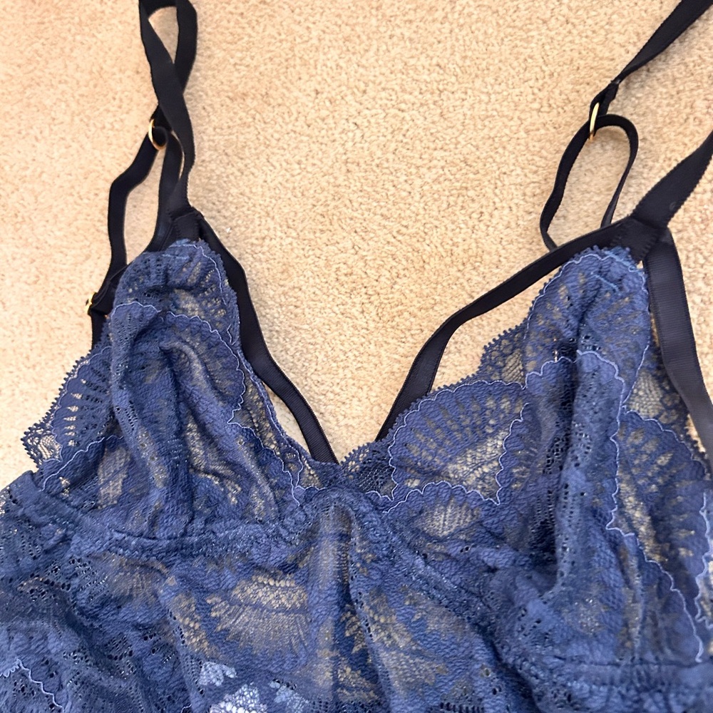 Eberjey navy lace nightie negligee